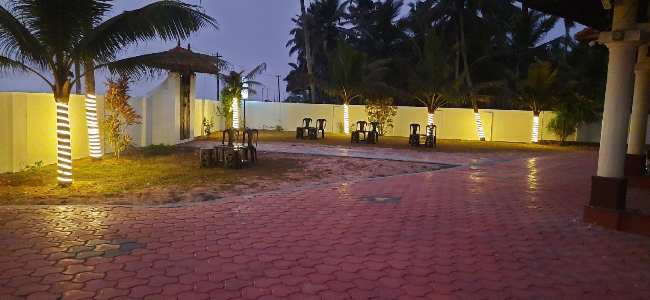Poovar Sea View Rooms And Boating Family & Couple Only エクステリア 写真