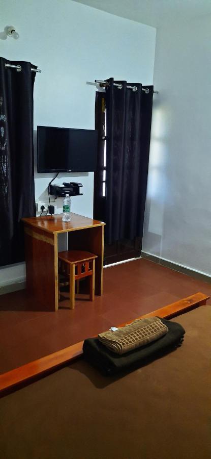 Poovar Sea View Rooms And Boating Family & Couple Only エクステリア 写真